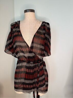 Calvin Klein 100% Silk Wrap Top Size 14W – Black Red Sheer Blouse Tie Waist